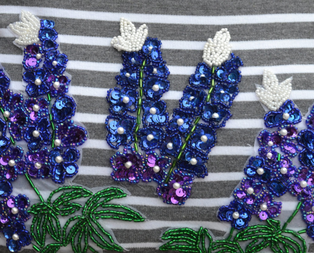 Bow & Drape Purple Flower Detail